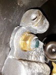 detail trnu pro plyn. vzperu nozni brzdy