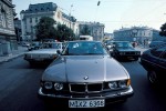 BMW-750iL-1987-18.jpg
